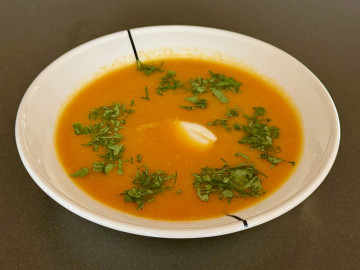 Orange carrot ginger soup