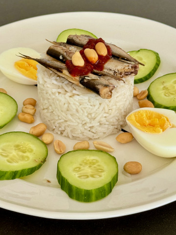 Nasi lemak - Malaysian coconut milk rice
